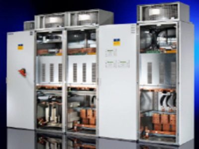 バッテリシミュレータ内部の写真です。